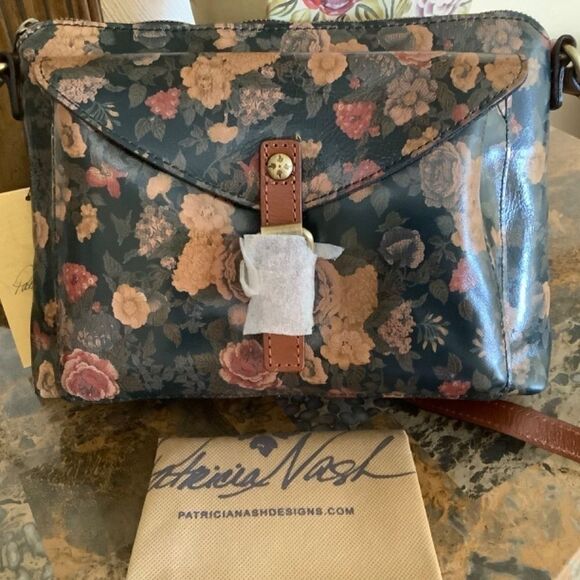 Patricia NASH DENIM FIELDS OLIVE GENUINE LEATHER FLORAL CROSSBODY BAG NE… - Picture 3 of 14